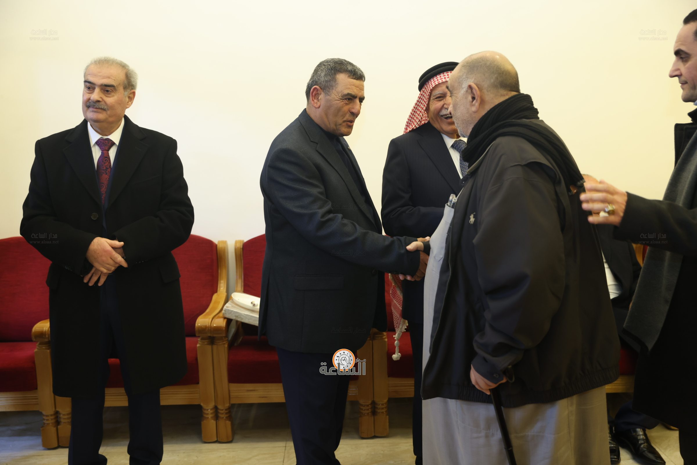 Madar Al-Saa Images 0.5021049170262197