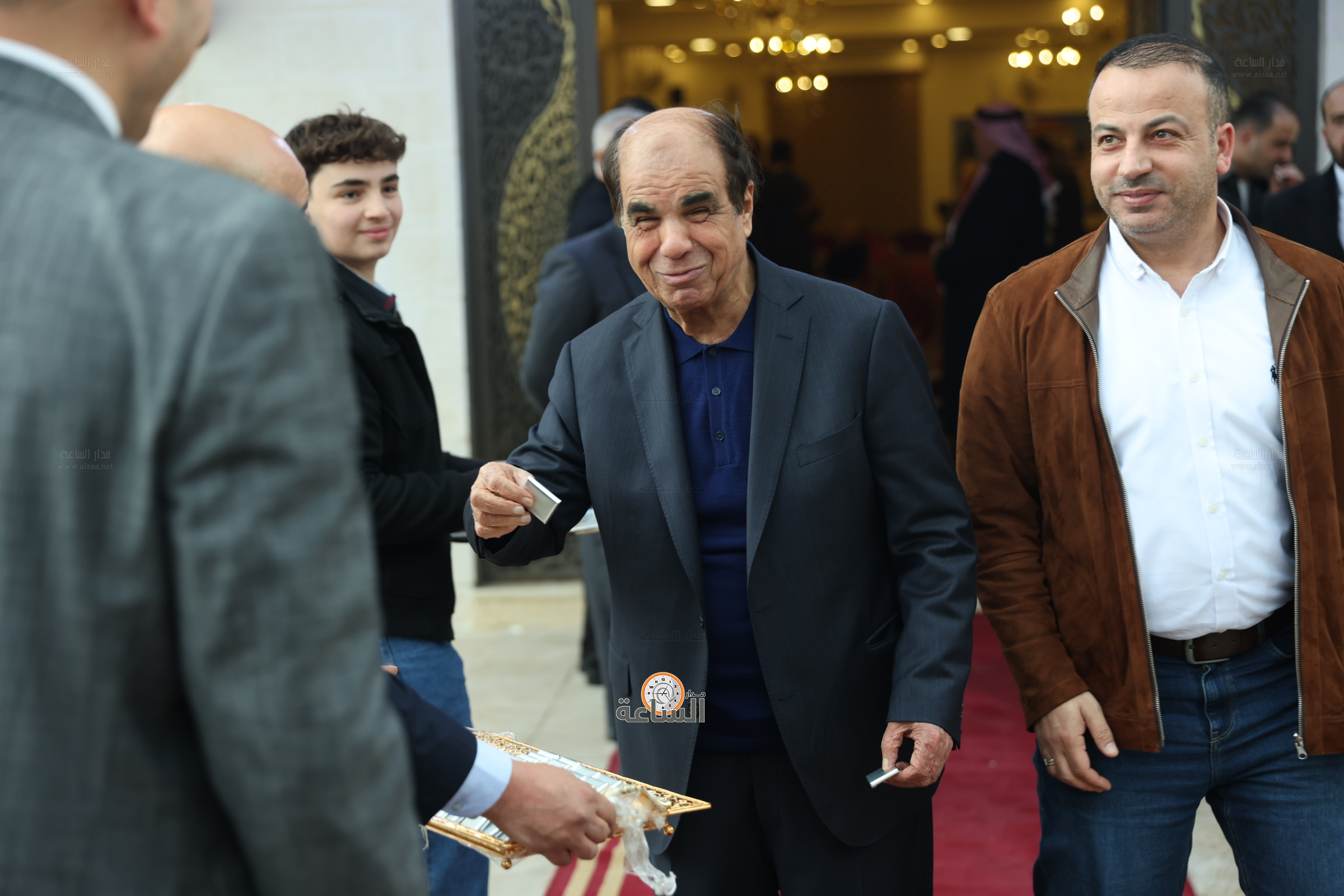 Madar Al-Saa Images 0.2921272263988216