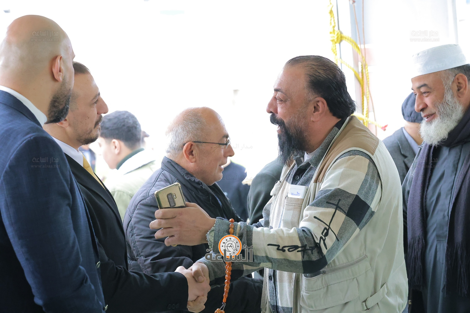 Madar Al-Saa Images 0.15918893898382924