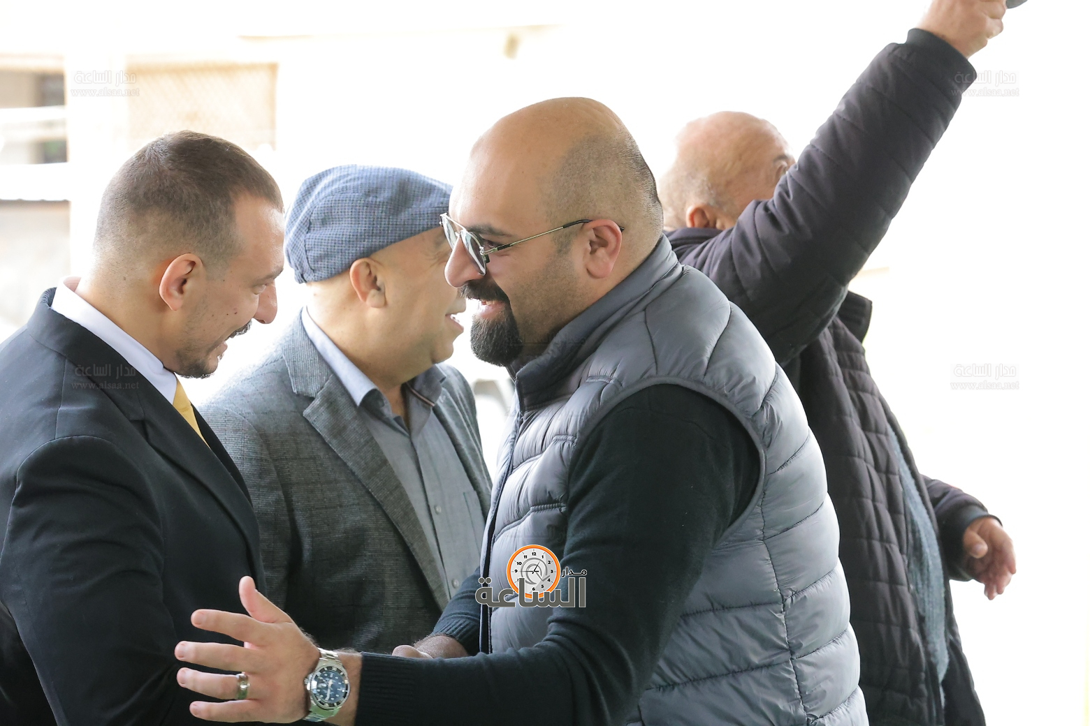 Madar Al-Saa Images 0.717030723840613