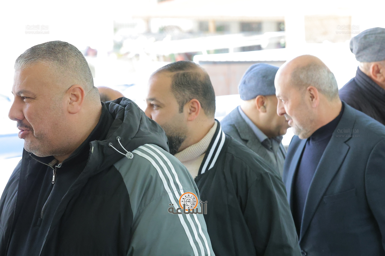 Madar Al-Saa Images 0.3509563019894165