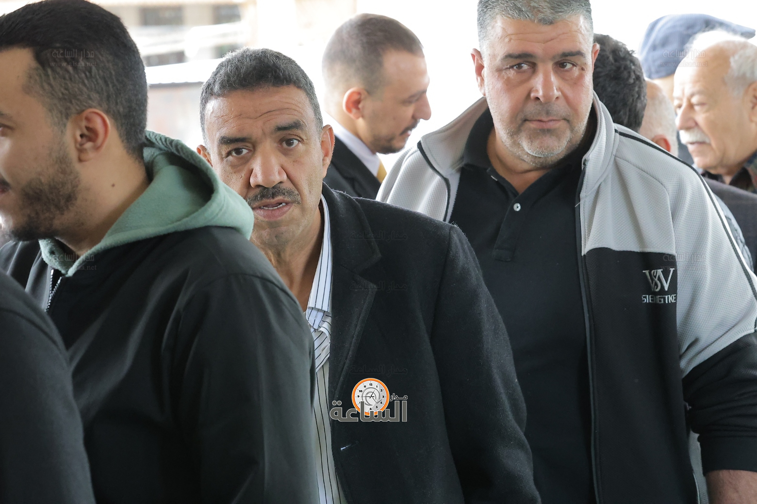 Madar Al-Saa Images 0.42105410745528593