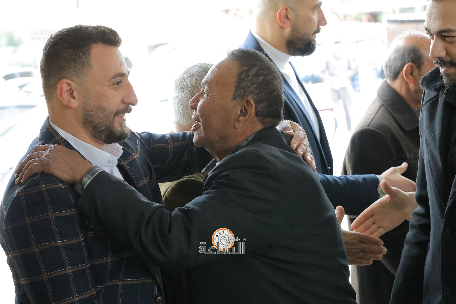 Madar Al-Saa Images 0.3744327874842328