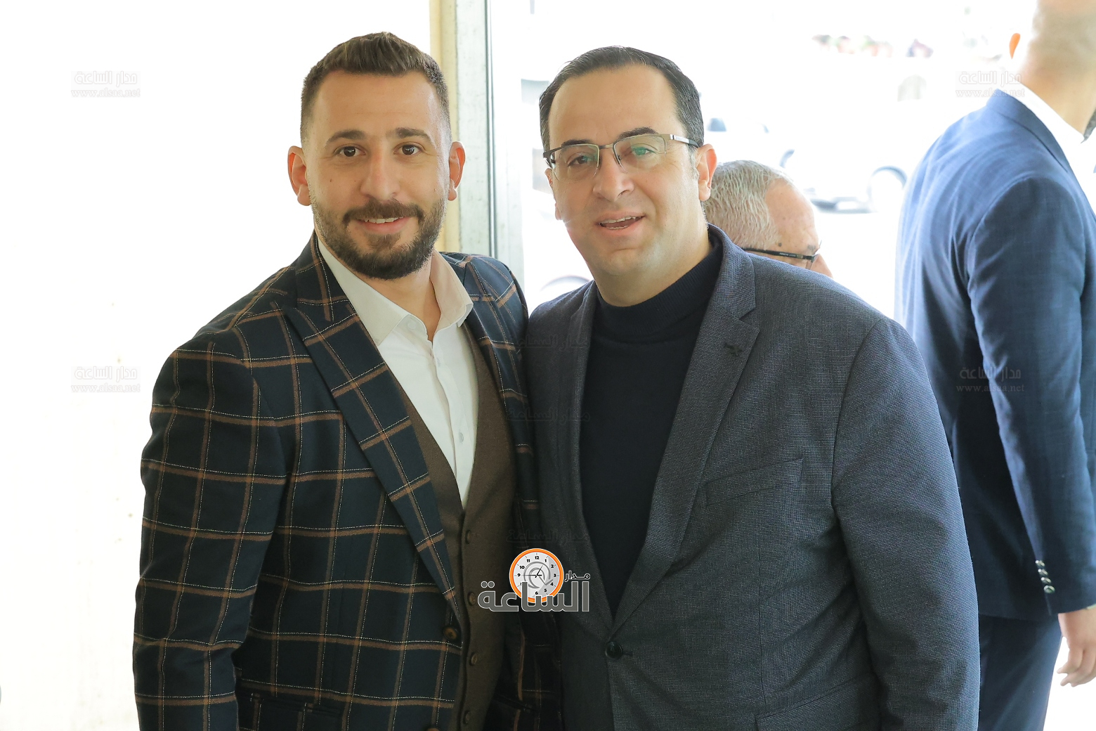 Madar Al-Saa Images 0.11943122354972235