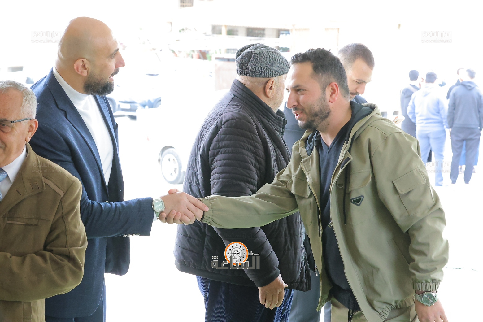 Madar Al-Saa Images 0.43464047855987