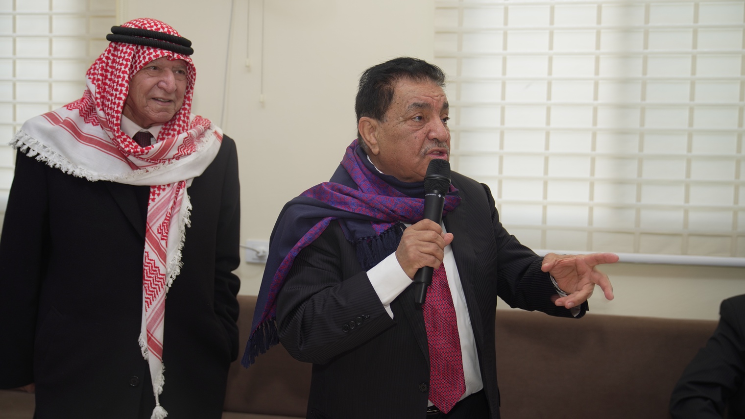 Madar Al-Saa Images 0.7053575439566697