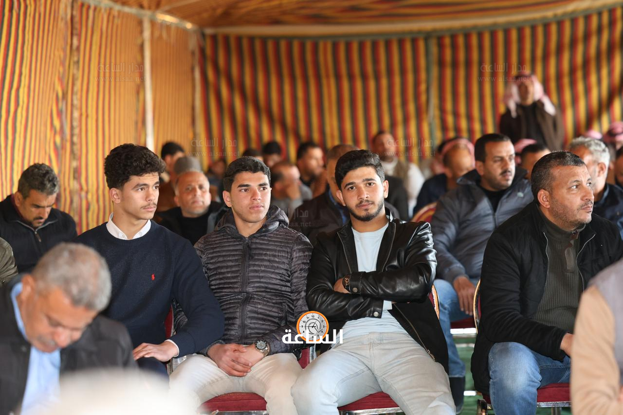 Madar Al-Saa Images 0.8352951998164085