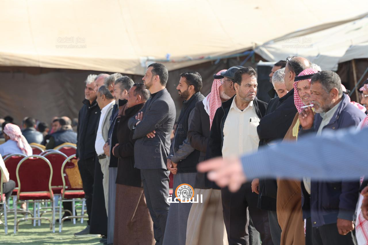 Madar Al-Saa Images 0.0066067582183666484