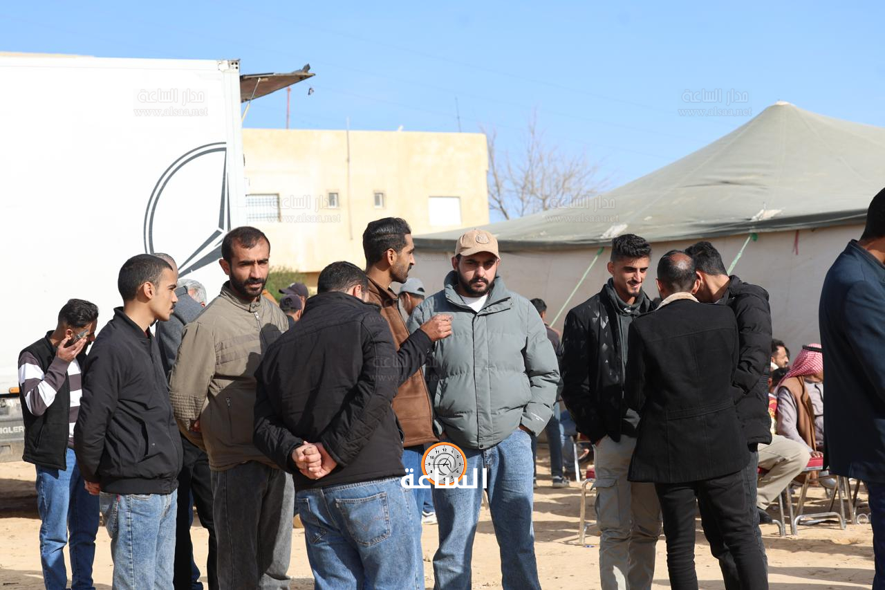 Madar Al-Saa Images 0.0678170681210678