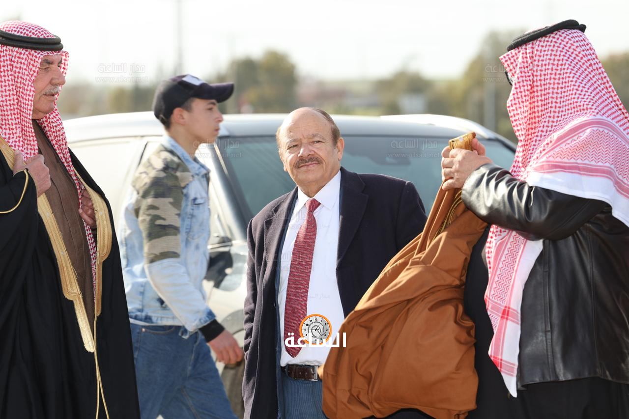 Madar Al-Saa Images 0.8986722077745105