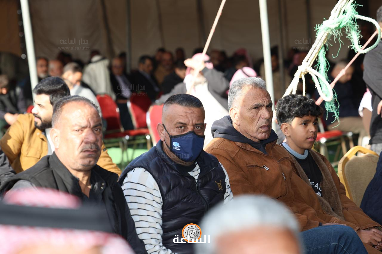 Madar Al-Saa Images 0.3561043521272067