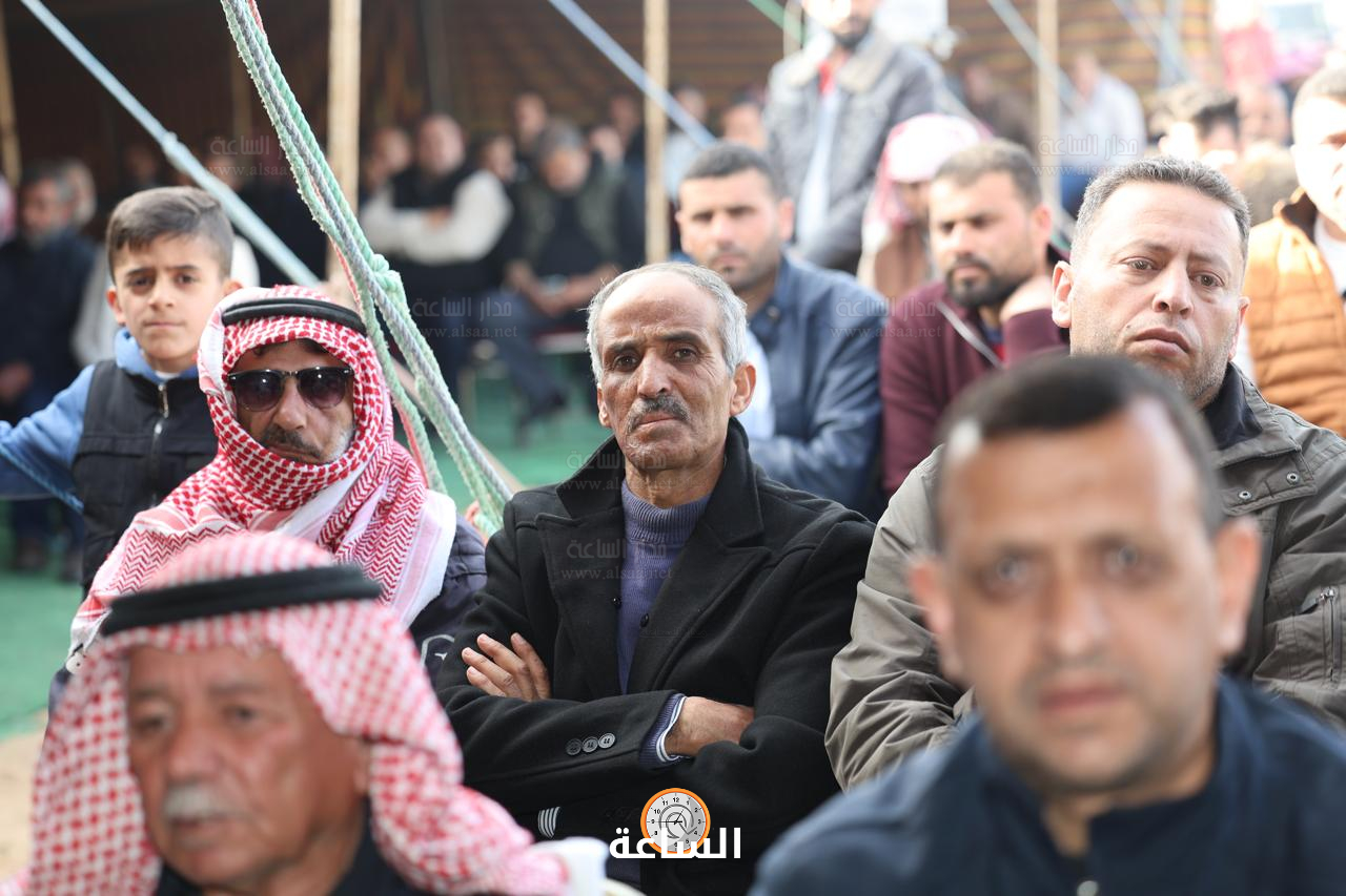 Madar Al-Saa Images 0.3559229204715523