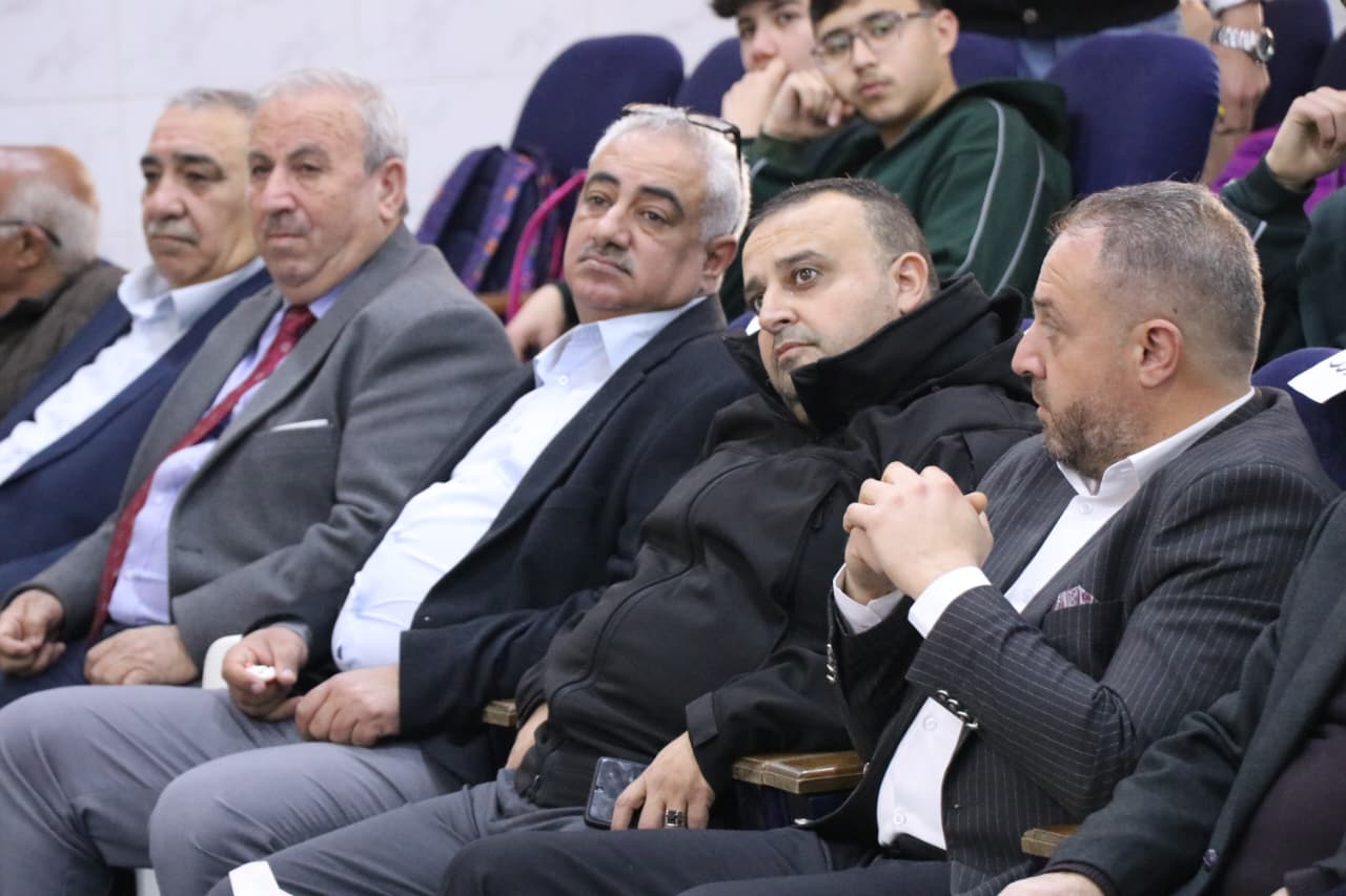 Madar Al-Saa Images 0.544461827982149