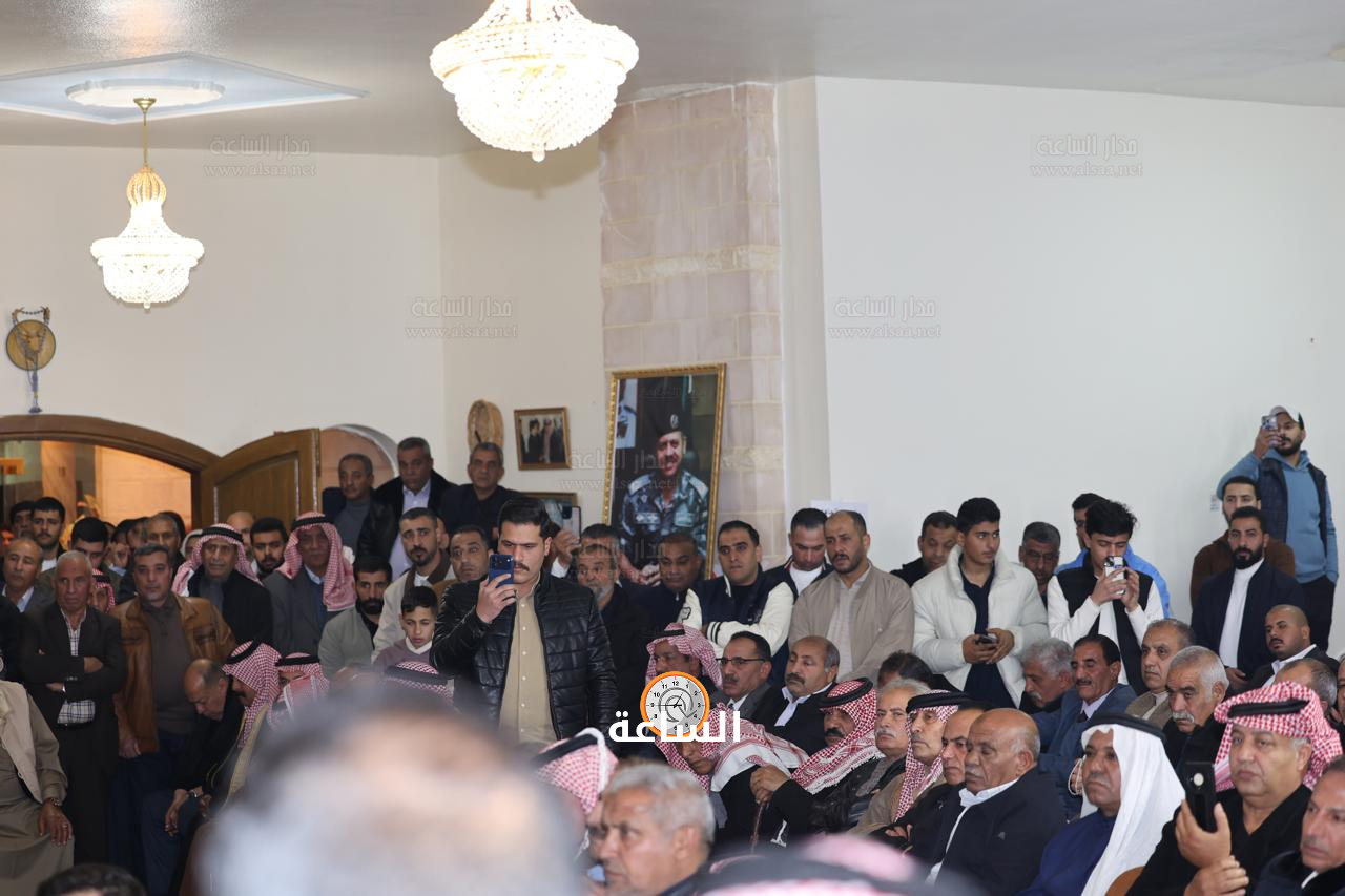 Madar Al-Saa Images 0.6026933204093623