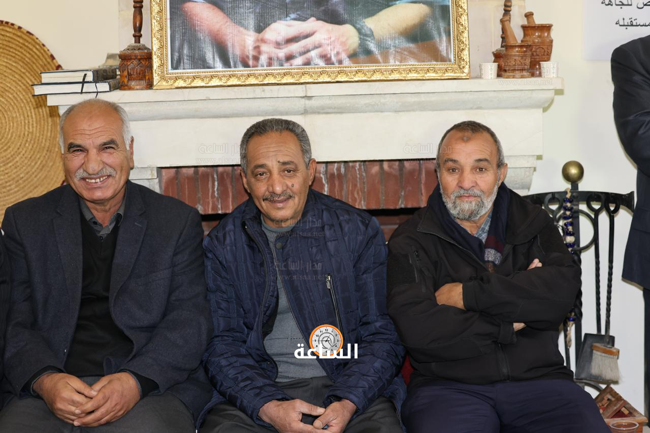 Madar Al-Saa Images 0.7165520646470307