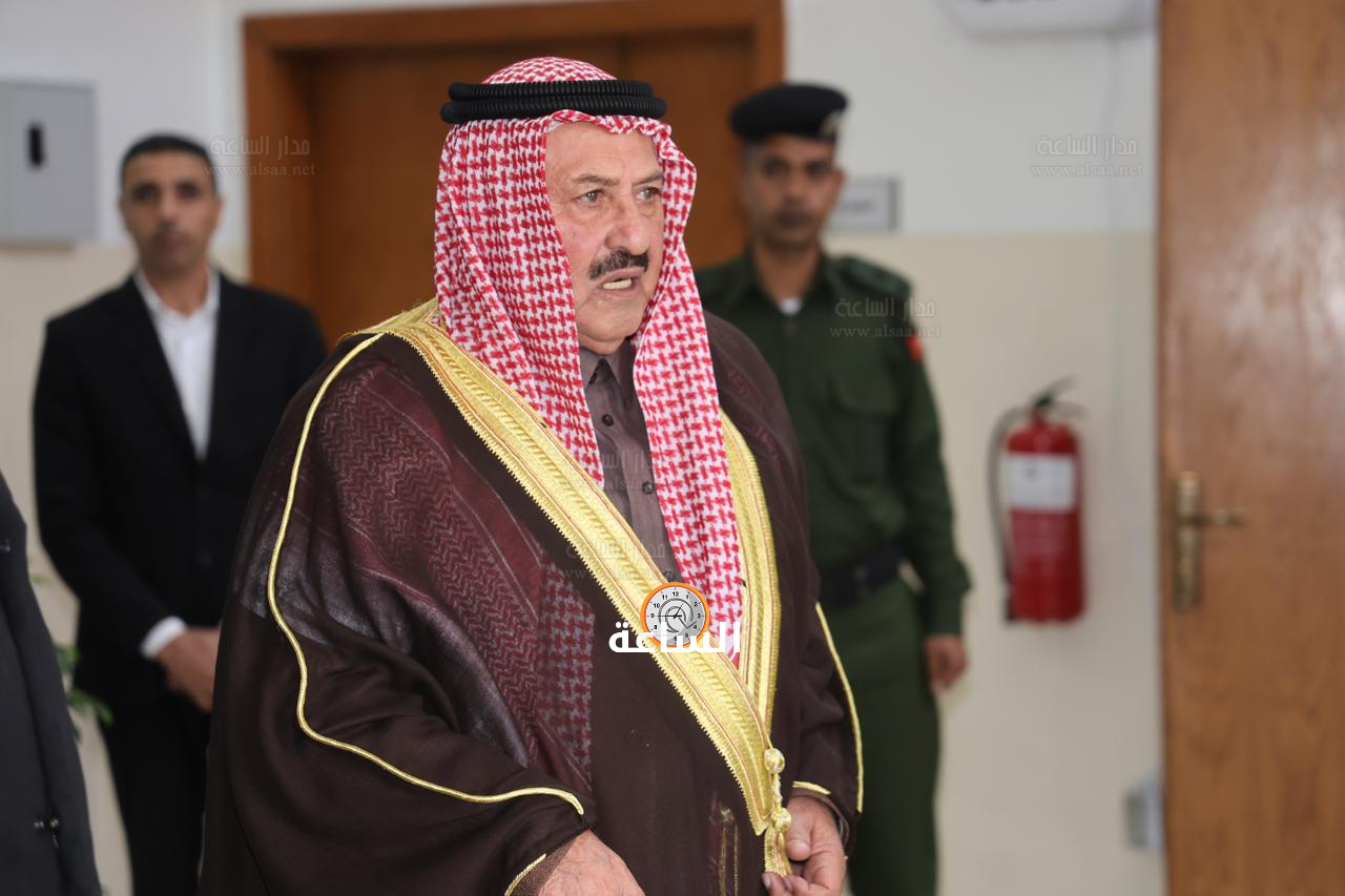 Madar Al-Saa Images 0.49097488325537486