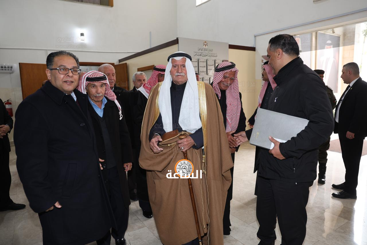 Madar Al-Saa Images 0.730188693728983