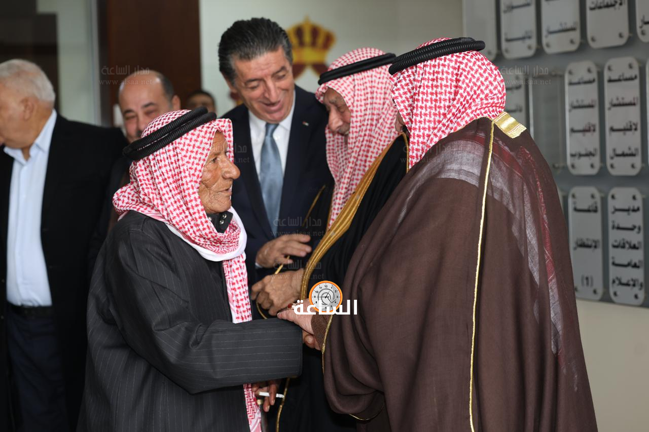 Madar Al-Saa Images 0.9413278410836452