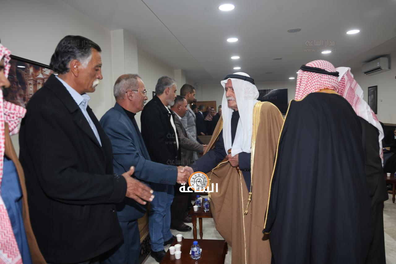 Madar Al-Saa Images 0.09036555308736471