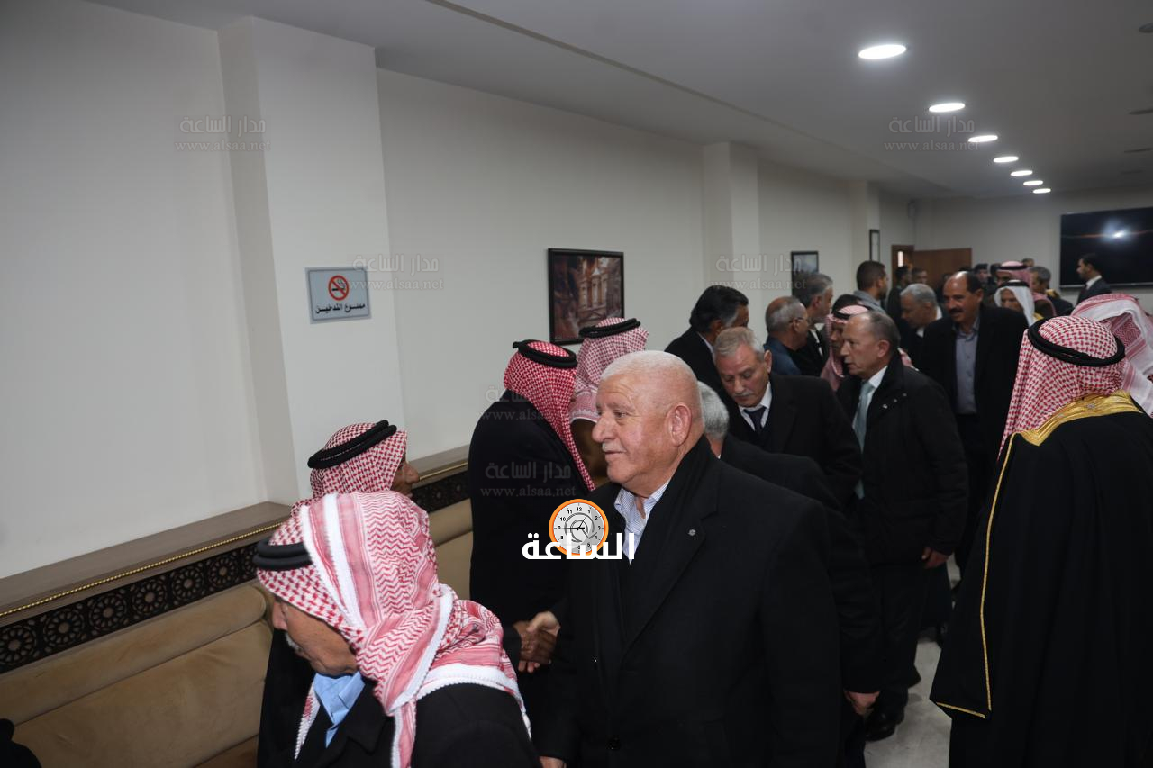 Madar Al-Saa Images 0.8896461518288843