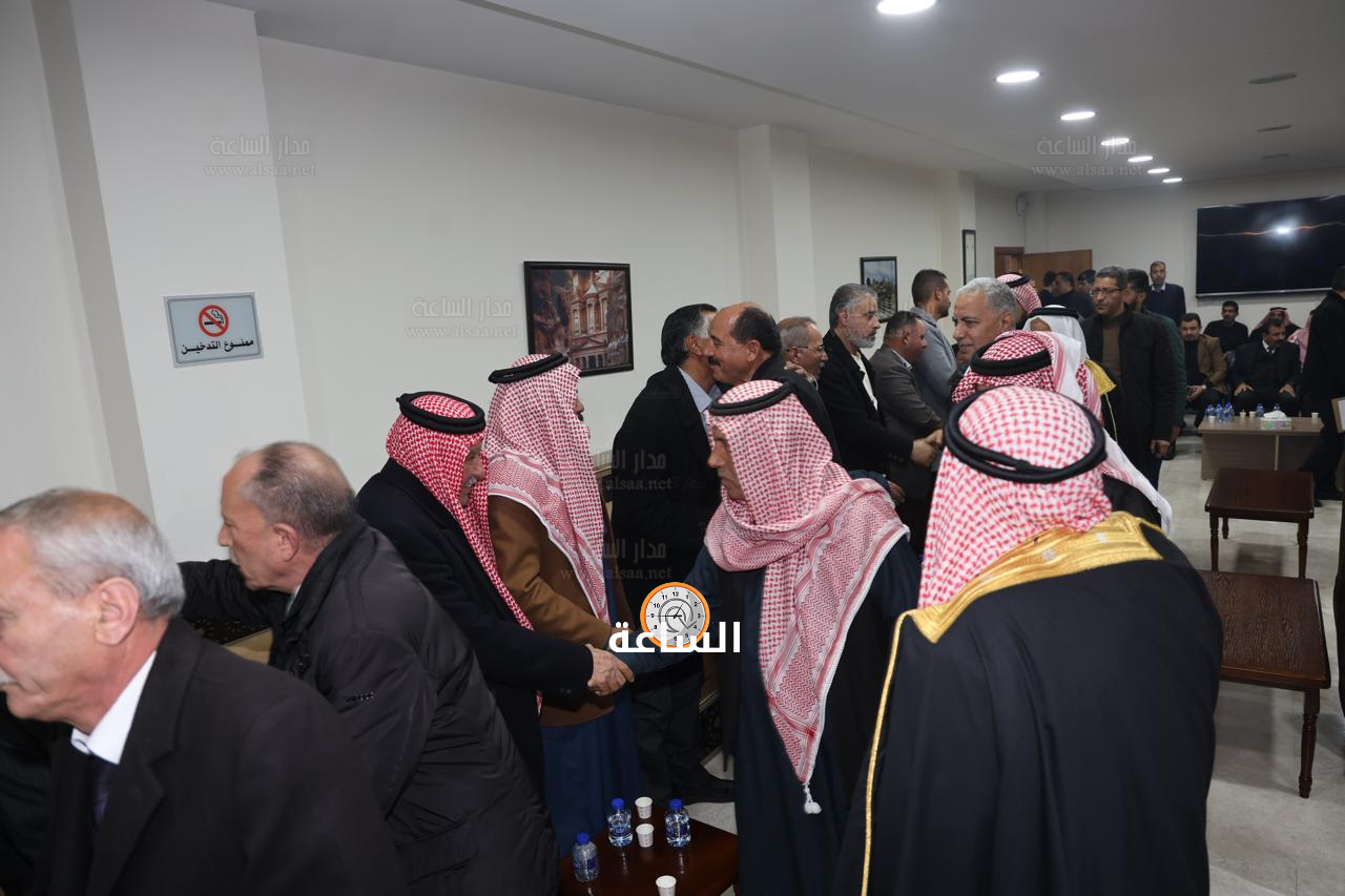 Madar Al-Saa Images 0.4484664708610855