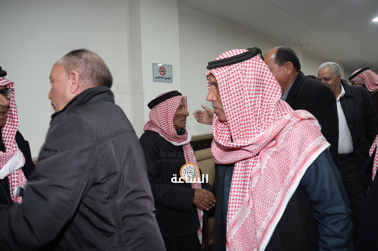 Madar Al-Saa Images 0.3466185095135632