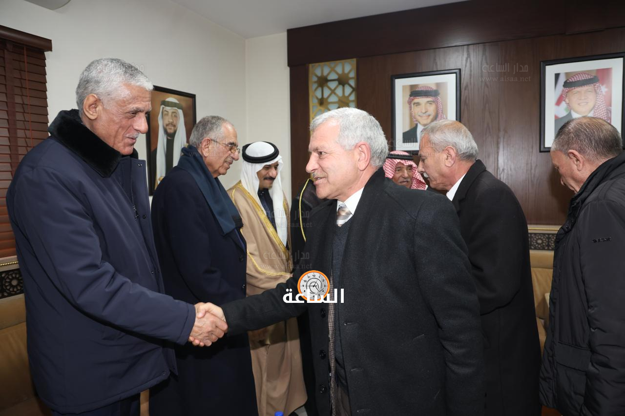 Madar Al-Saa Images 0.7324049934530389