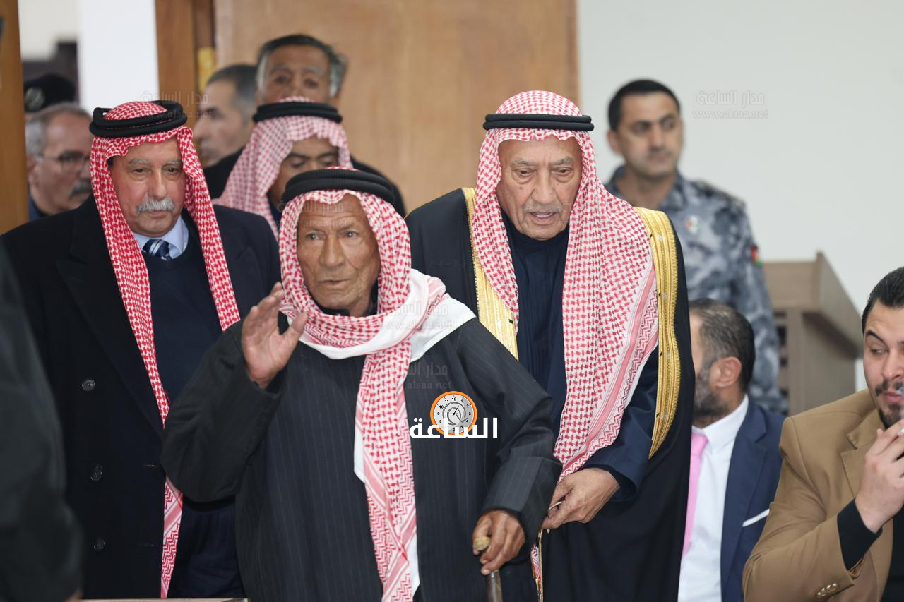 Madar Al-Saa Images 0.5519234071205738