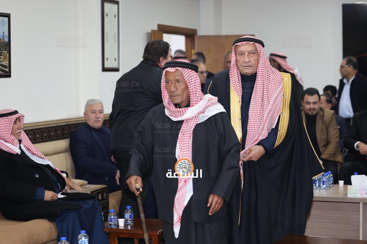 Madar Al-Saa Images 0.8037486371688666