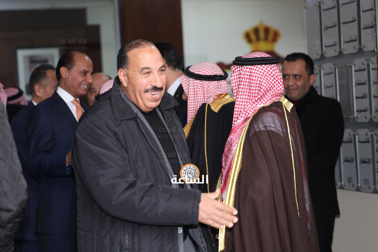 Madar Al-Saa Images 0.8400214826287401