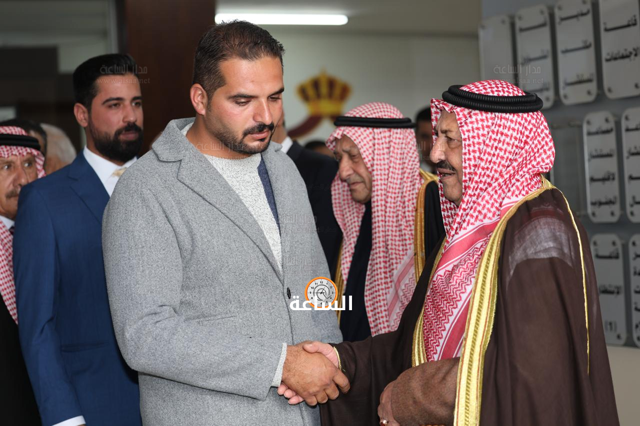 Madar Al-Saa Images 0.37039772920255576