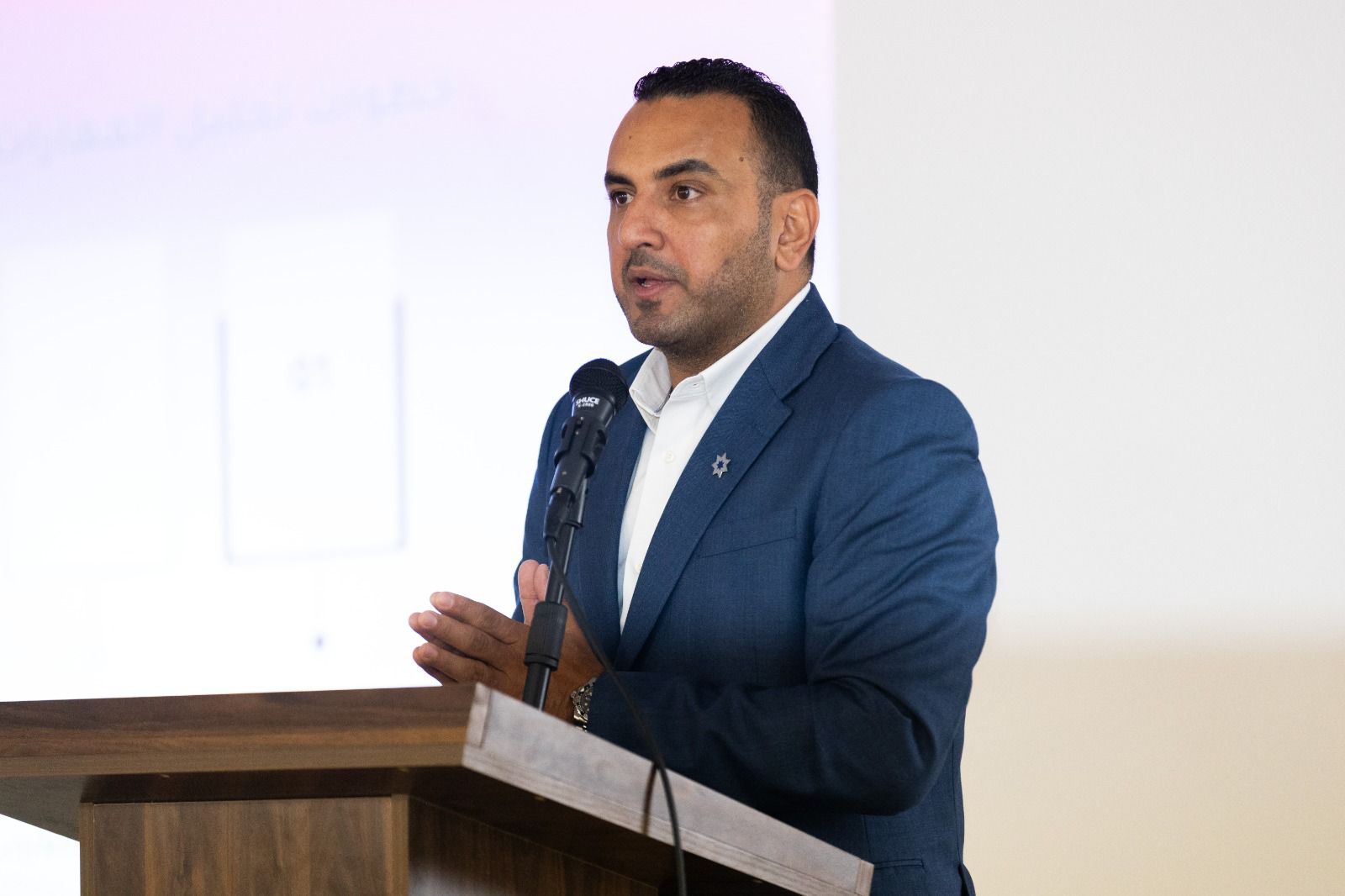 Madar Al-Saa Images 0.49758207313111513