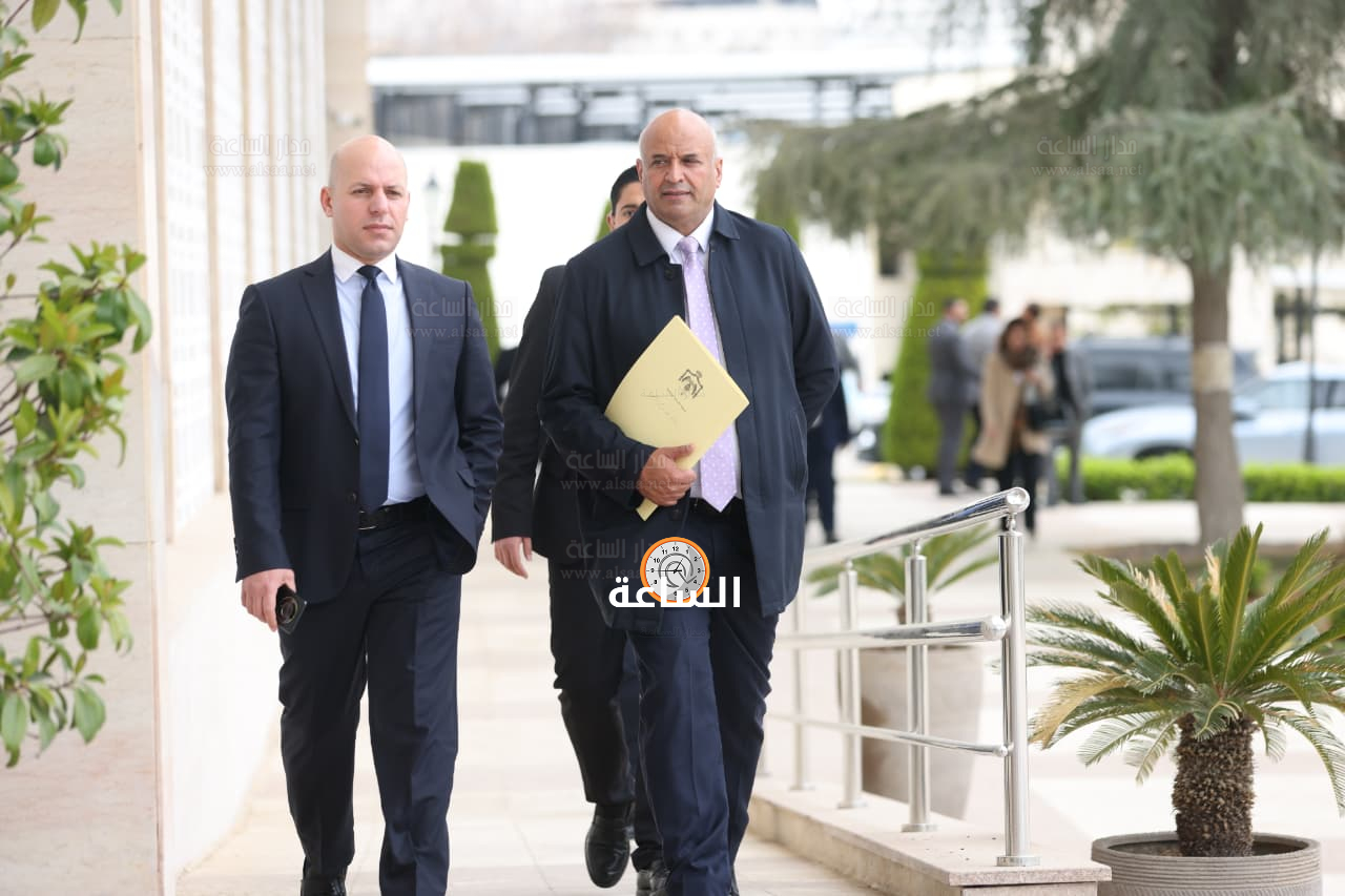 Madar Al-Saa Images 0.23403416406230526