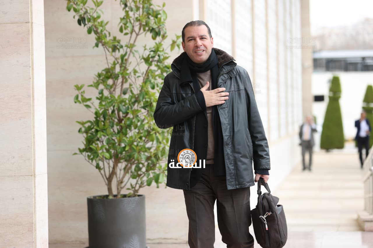 Madar Al-Saa Images 0.36722741247415636