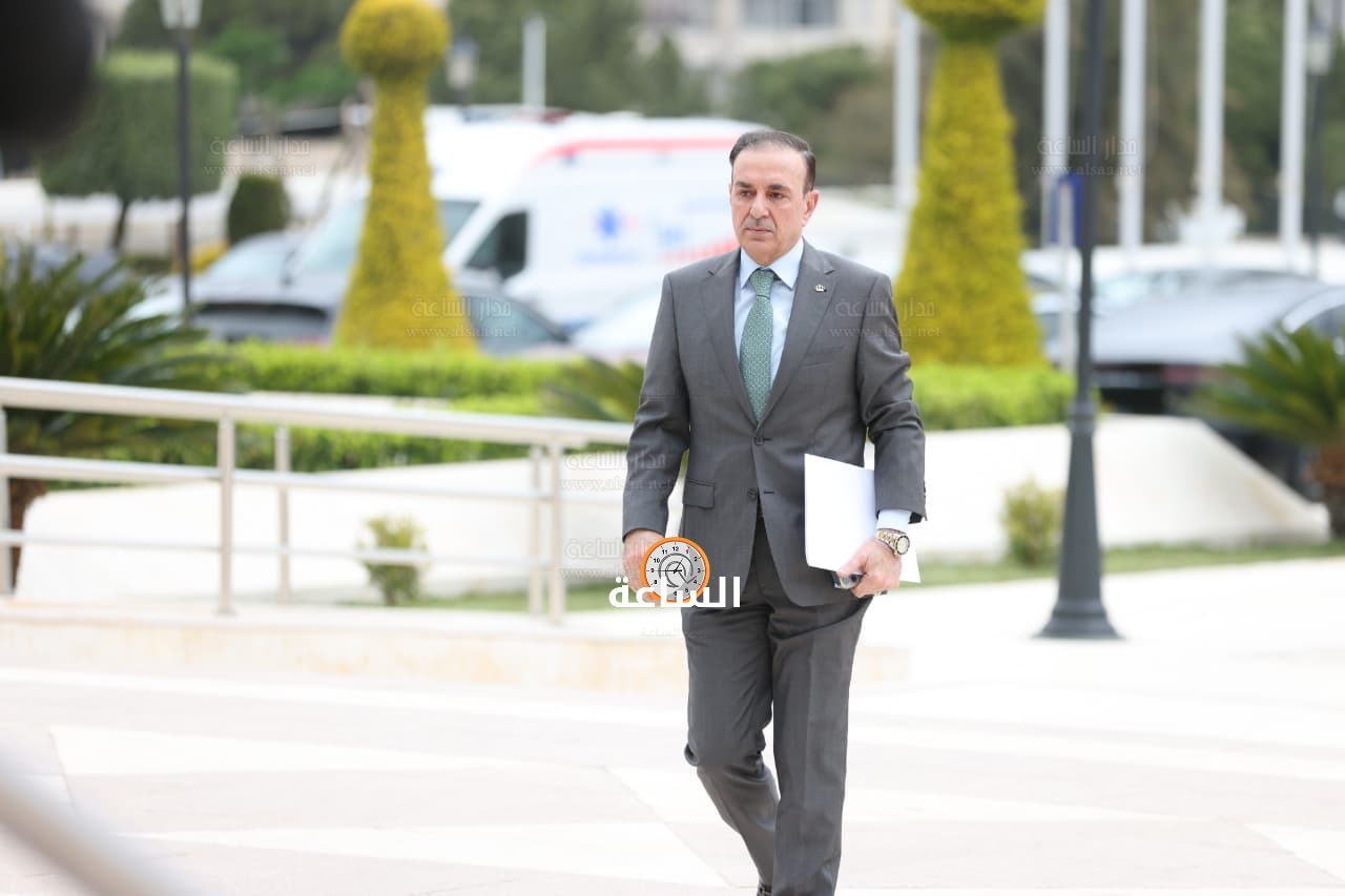 Madar Al-Saa Images 0.8747493116793839