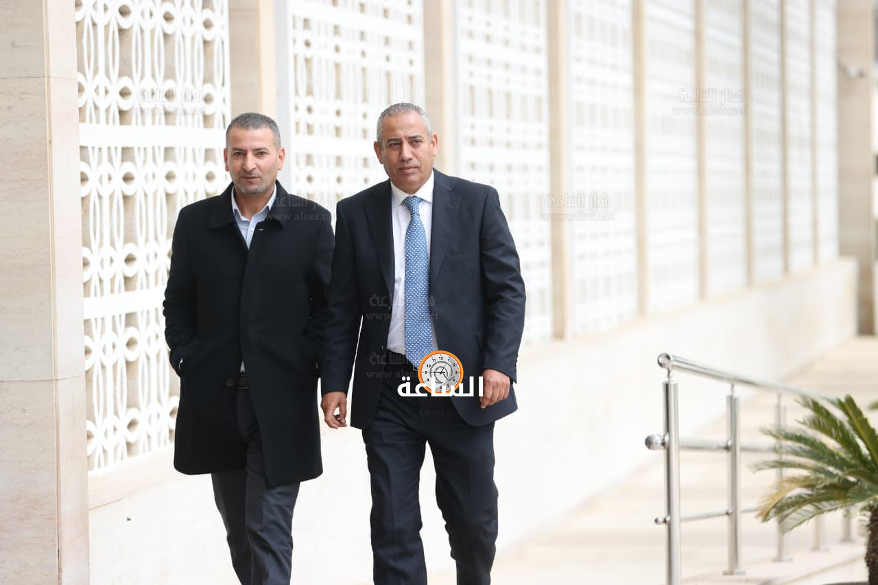 Madar Al-Saa Images 0.5519845773994145