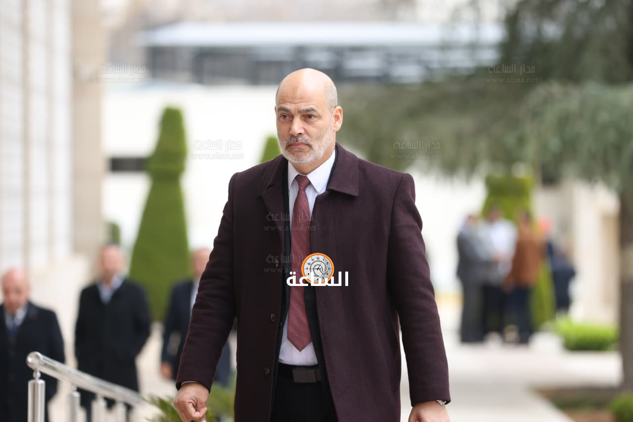 Madar Al-Saa Images 0.24745801620510732