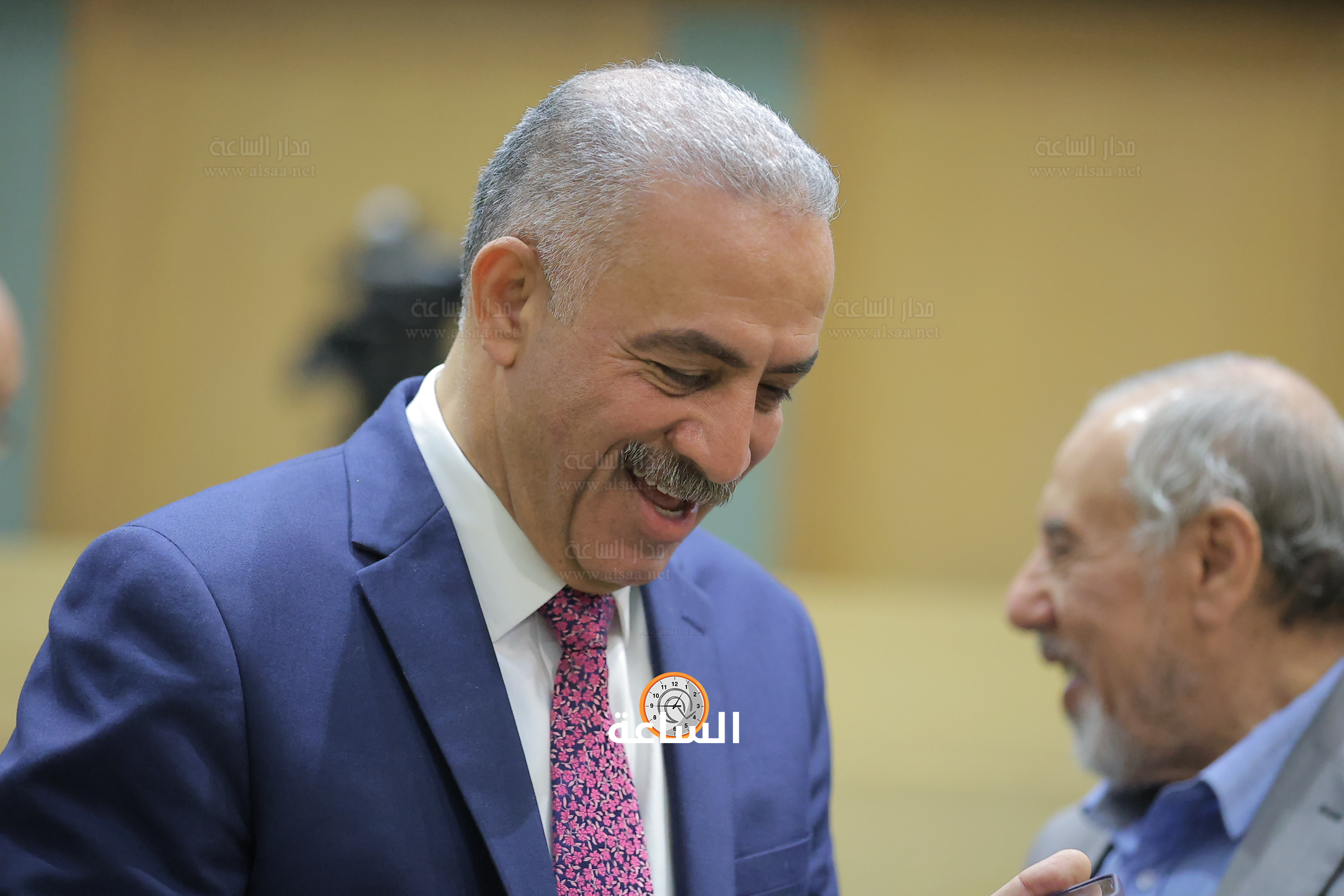 Madar Al-Saa Images 0.9985409436345336