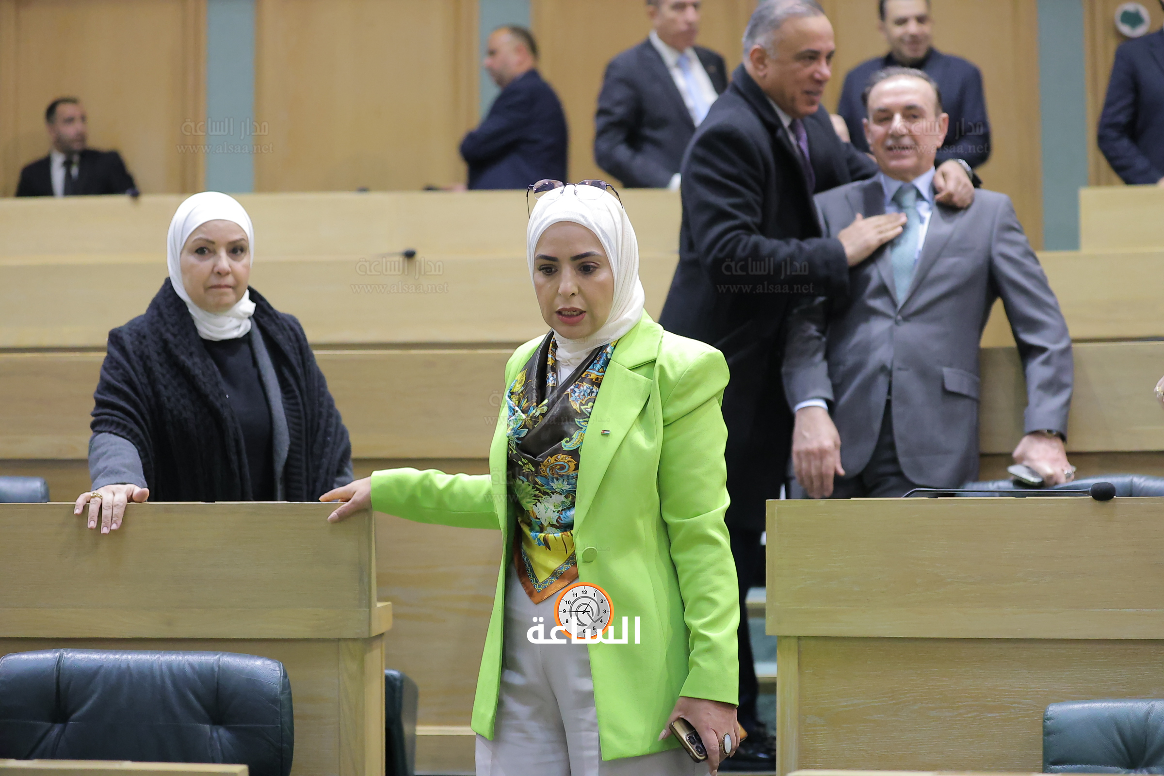 Madar Al-Saa Images 0.019436290942780654