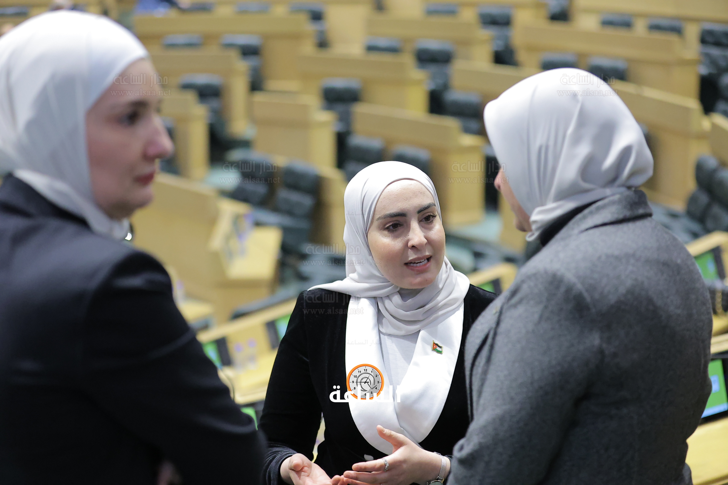 Madar Al-Saa Images 0.4951388229166721