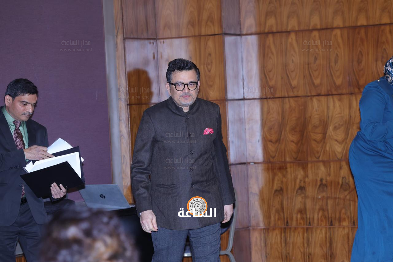 Madar Al-Saa Images 0.2357274401487437