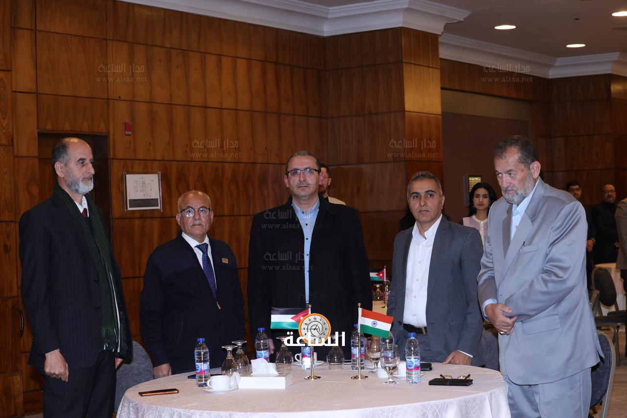 Madar Al-Saa Images 0.6438666000248917