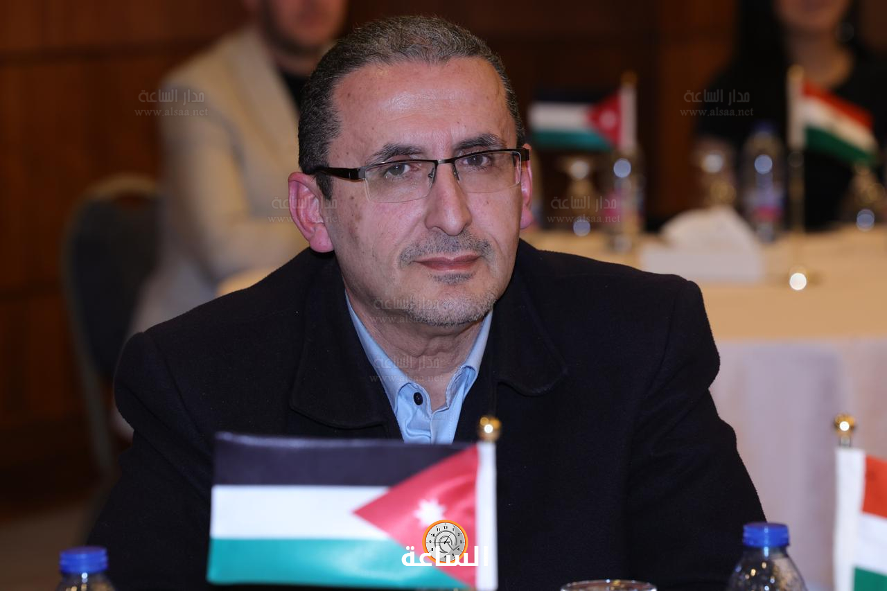 Madar Al-Saa Images 0.05515093896545731