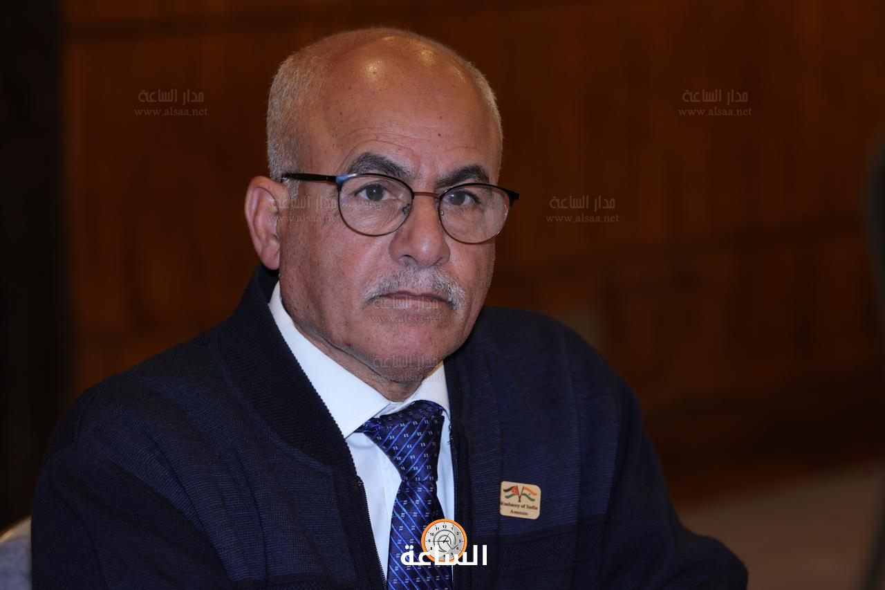 Madar Al-Saa Images 0.14053460694616182