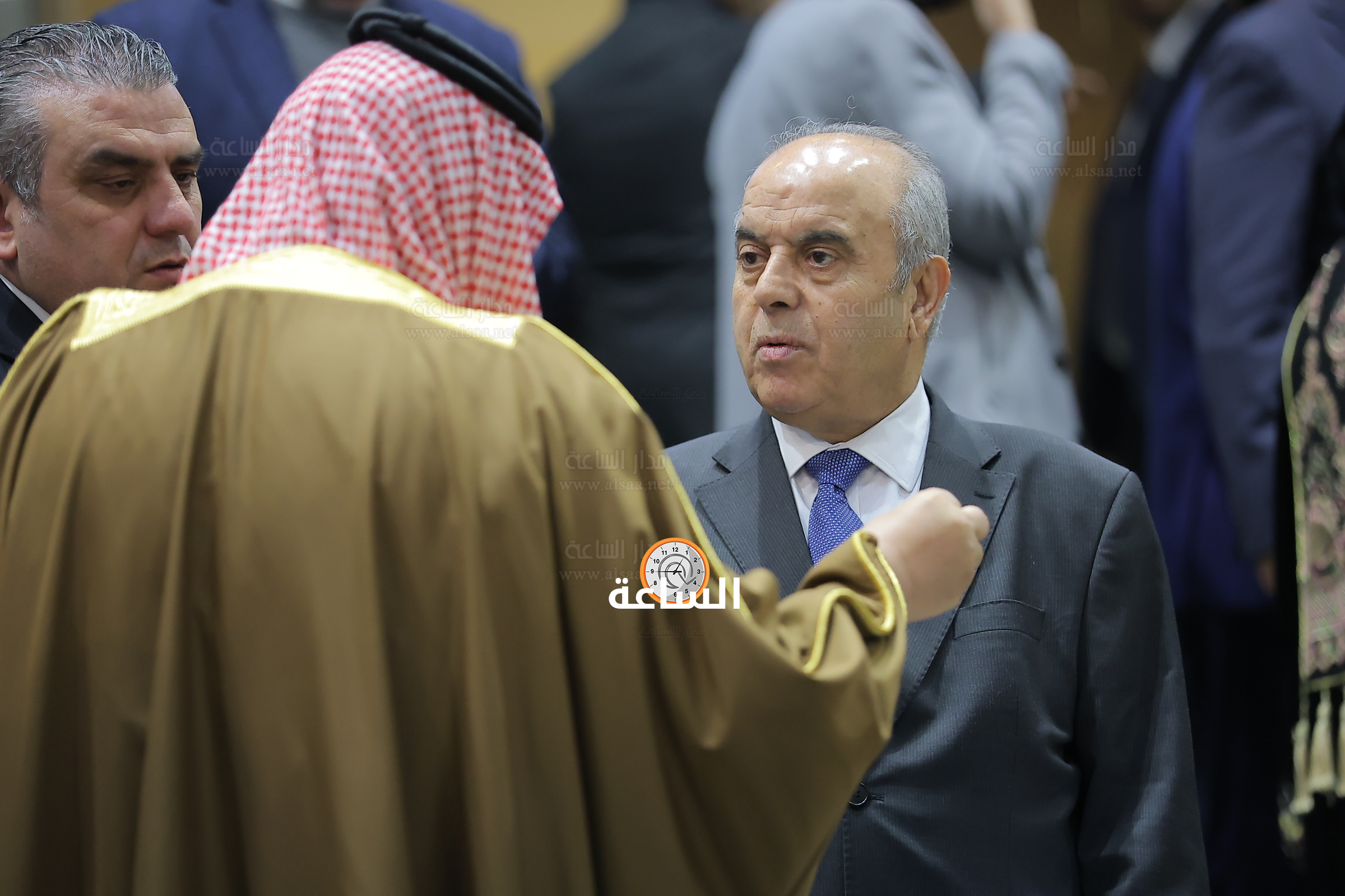 Madar Al-Saa Images 0.6006426083193348