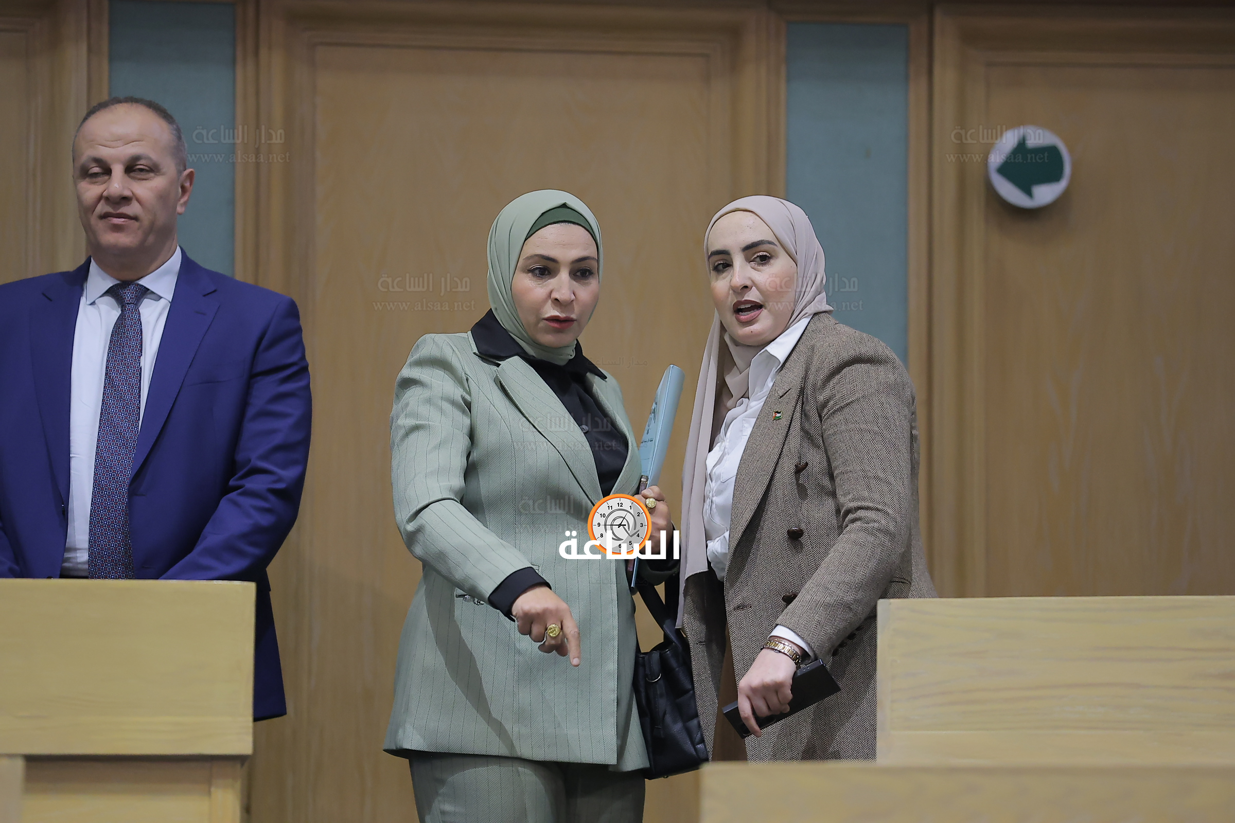 Madar Al-Saa Images 0.14192769987590792