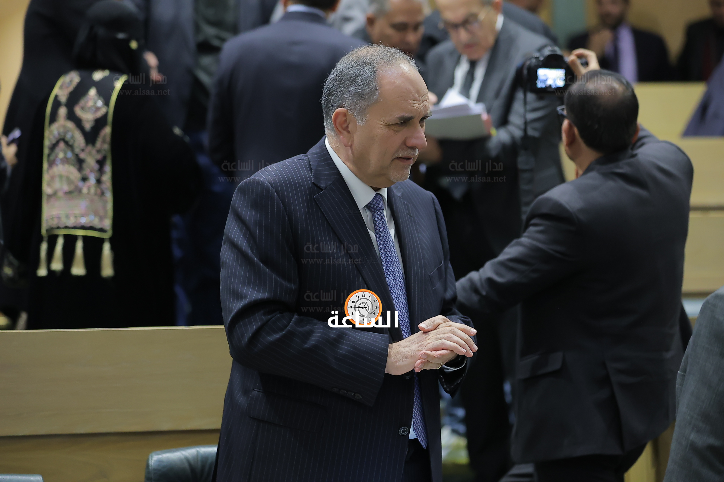 Madar Al-Saa Images 0.3231764568674348