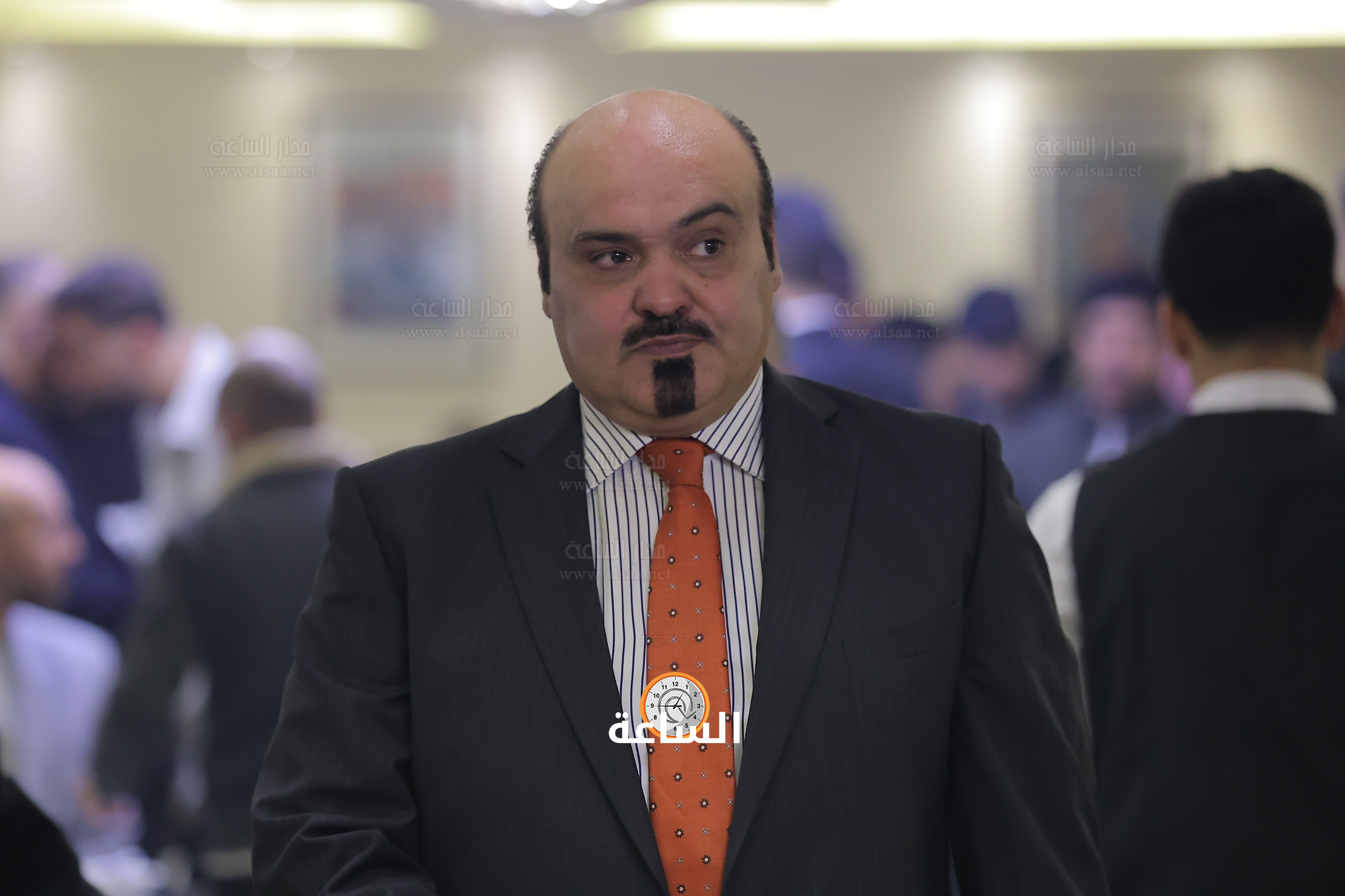 Madar Al-Saa Images 0.10399879369276088