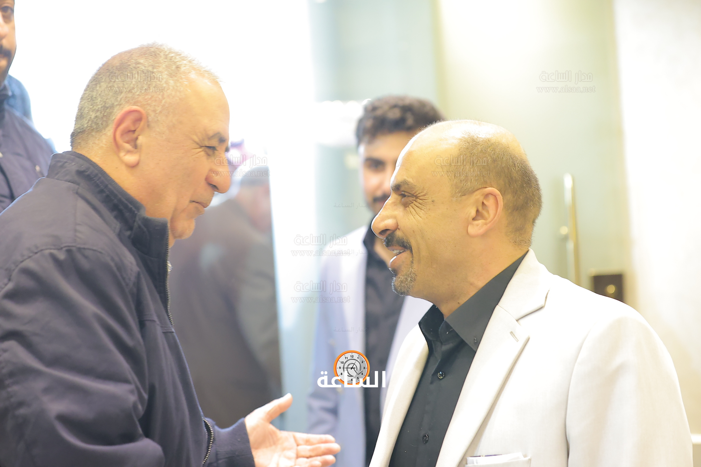 Madar Al-Saa Images 0.4810283012577492