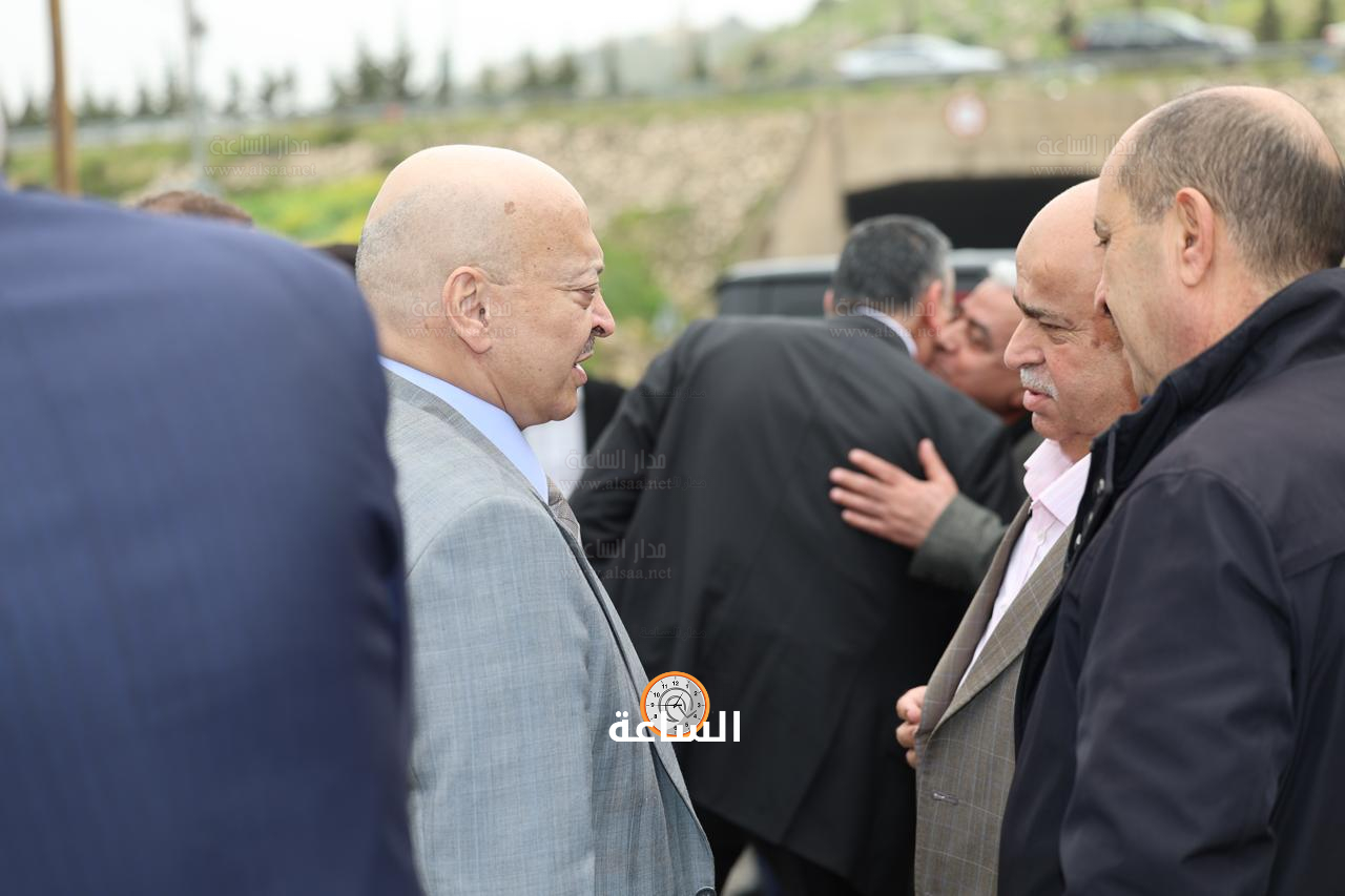 Madar Al-Saa Images 0.9126666610352625